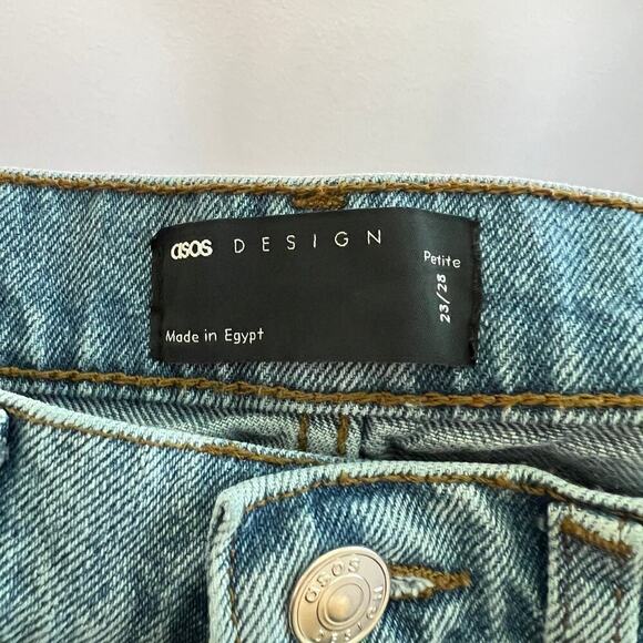 Asos Designs Wide Leg Jeans Women's 23 Petite High Rise Light Wash Cotton Short - Picture 5 of 6